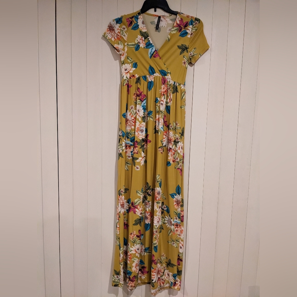 Maternity dress